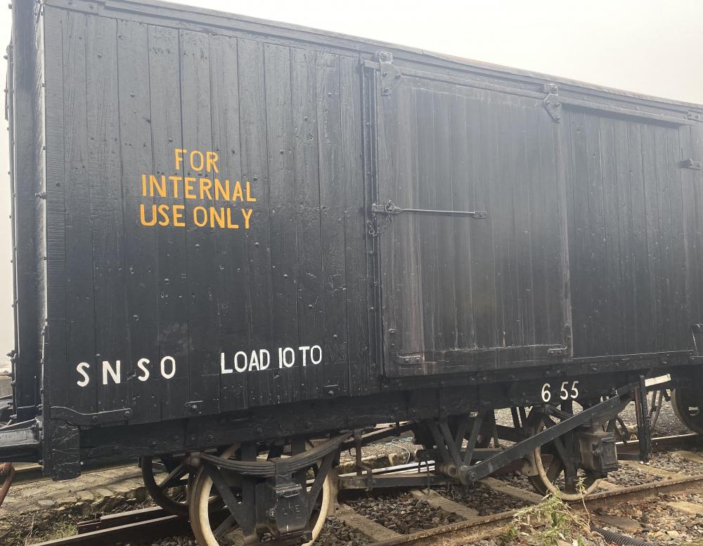 L.N.E.R. 10-ton box van, Dockyard Yard No. 655
