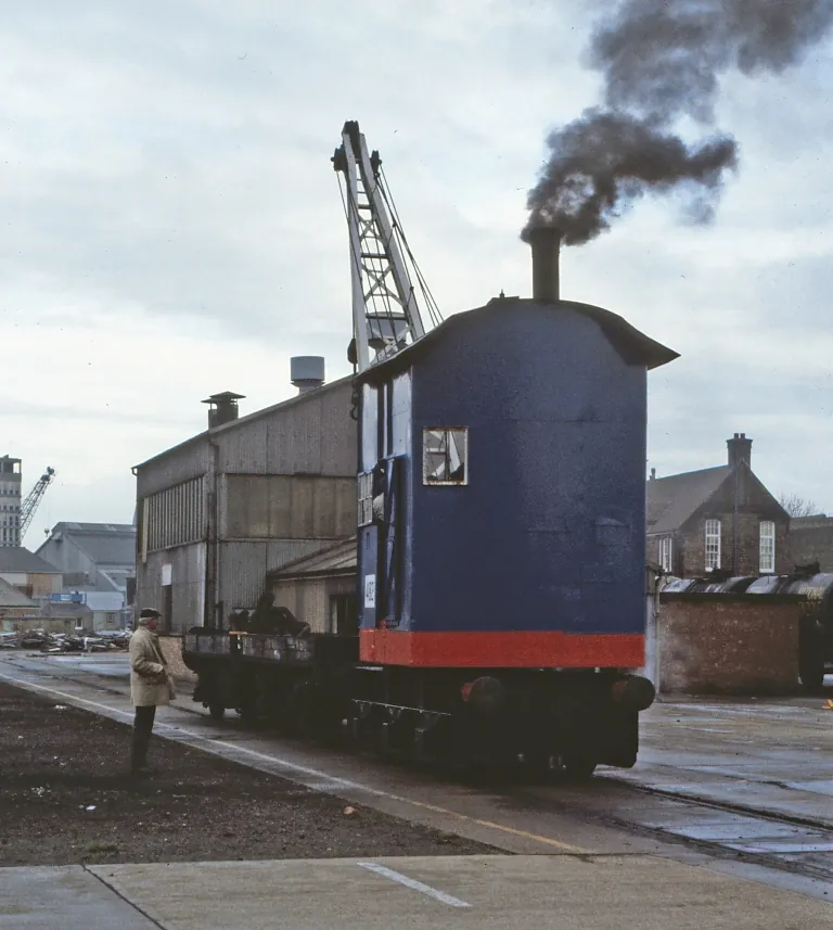 Grafton steam crane Works No. 2528, Dockyard Yard No. 482, photographed in 1984